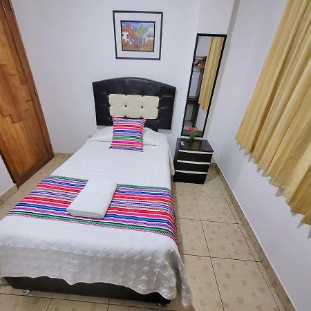 Hostal El Viajero En Ollantaytambo Buitenkant foto