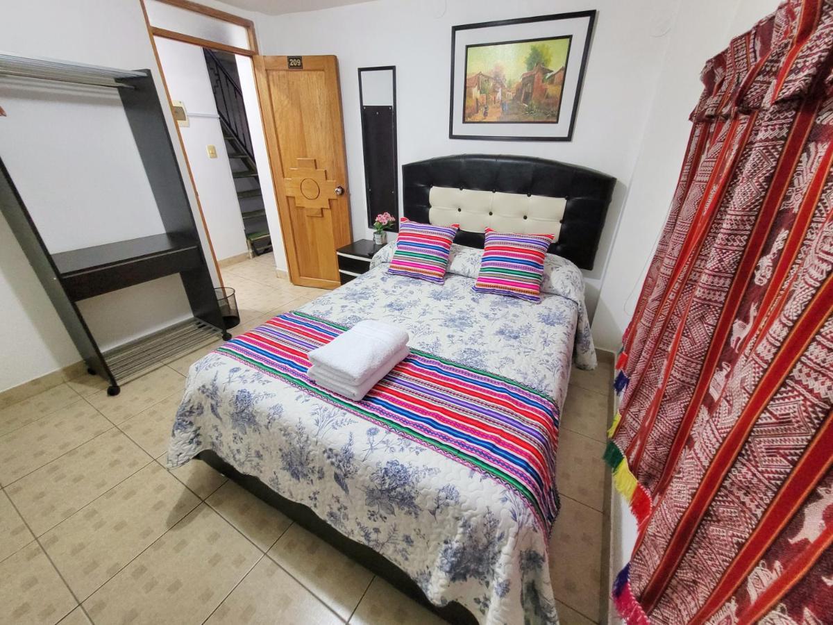 Hostal El Viajero En Ollantaytambo Buitenkant foto